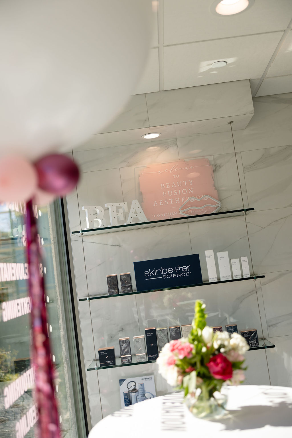 Image gallery marquee
