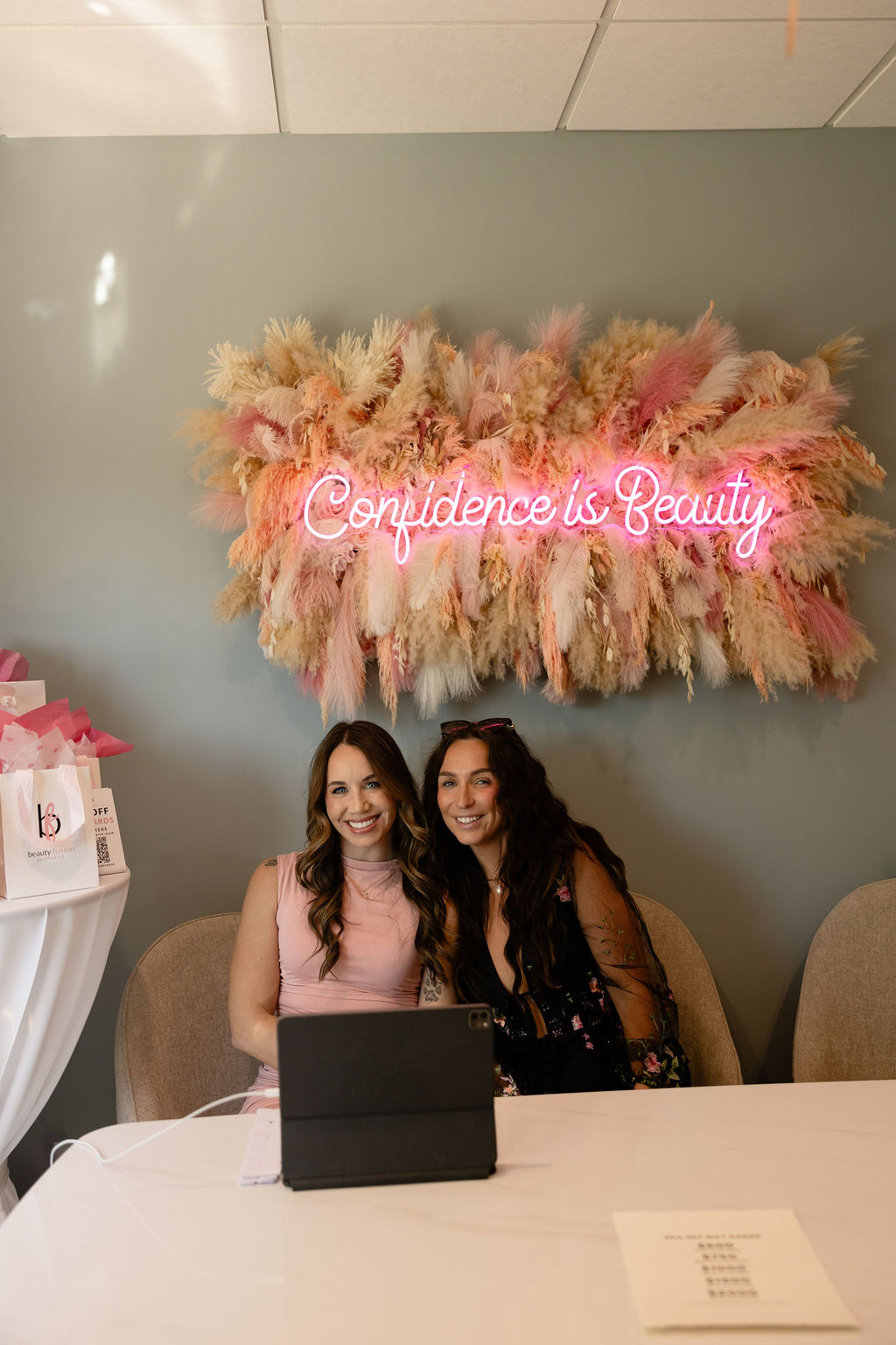 Image gallery marquee