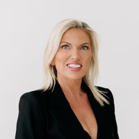 Wendy Headshot square Wendy Headshot square